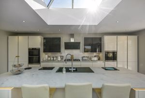 Kitchen- click for photo gallery
